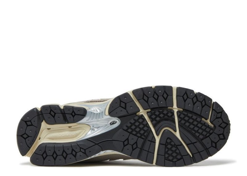 New Balance 1906R Beige Cream - Ventes Privées