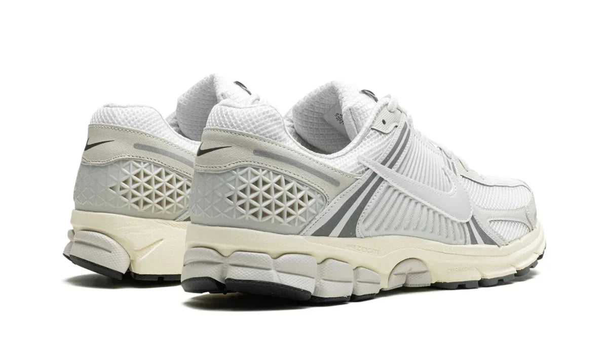Nike Zoom Vomero 5 Platinum Tint - Ventes Privées