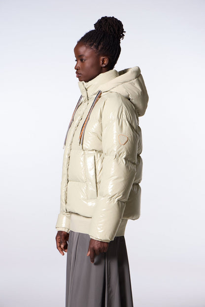 Lili Bright shiny short puffer jacket